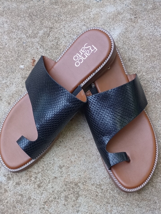 Franco Sarto Shoes - Franco Sarto Black Textured Toe-Loop Slide Sandals with Brown Footbed